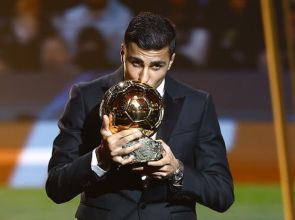 Ballon d’Or ဆုကို မန်စီးတီးကွင်းလယ်လူ ရိုဒရီ ဆွတ်ခူး