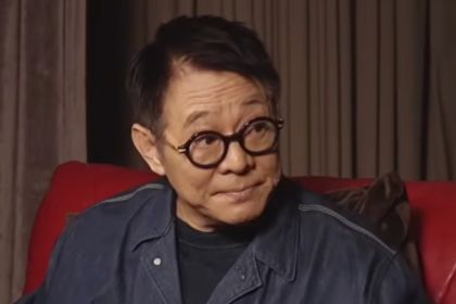 2906_jet-li-older-daughters-li-si-taimi-wife-nina_yt.jpg
