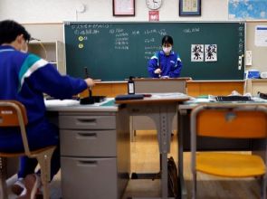 သက်ကြီးရွယ်အို များနေတဲ့ ဂျပန်မှာ ကျောင်းသား/သူ မရှိလို့ စာသင်ကျောင်းတွေ ပိတ်ပစ်နေရ