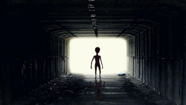 Alien_tunnel.jpg