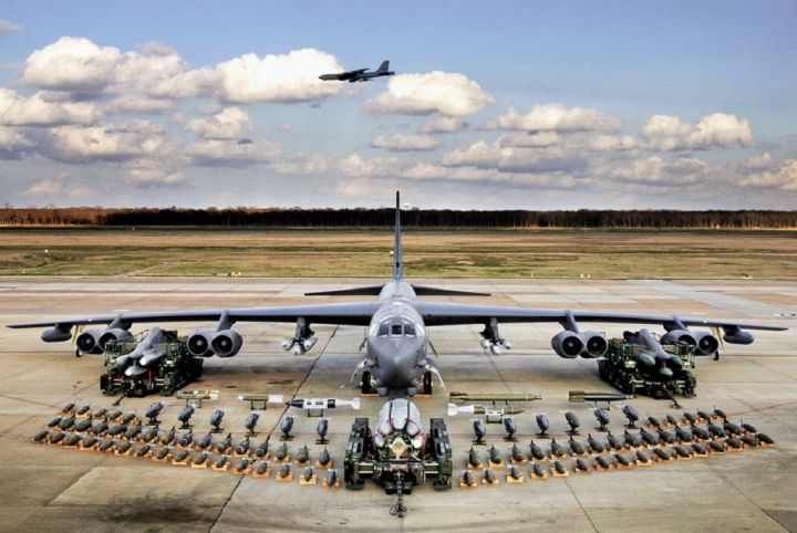 b-52-bomber-2.jpg