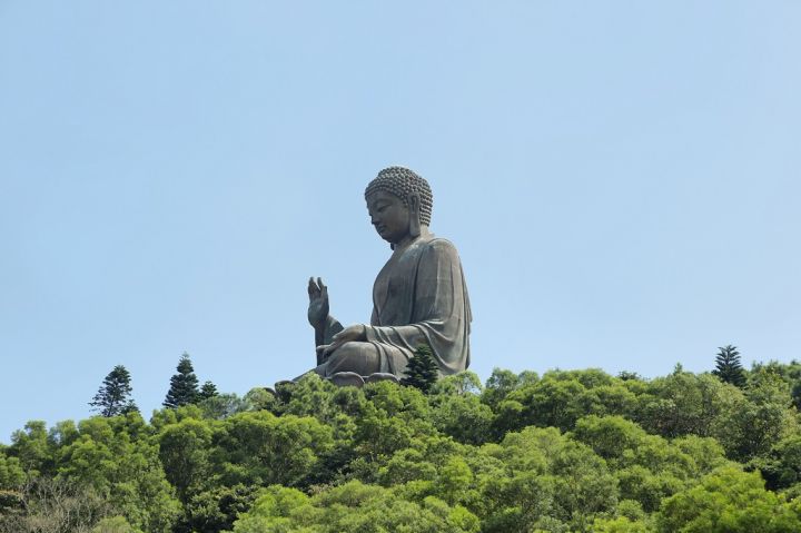 big-buddha-at-ngong-ping-hong-kong-RLAMFTP.jpg
