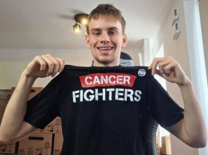 ပိုလန် Streamer က ကမ္ဘာ့စံချိန်သစ် ရန်ပုံငွေရှာဖွေမှုအဖြစ် ဒေါ်လာ ၆၈ သန်းကျော် ရှာဖွေနိုင်ခဲ့