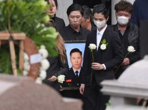 တာဝန်ထမ်းဆောင်ရင်း အသက်ဆုံးရှုံးခဲ့တဲ့ မီးသတ်သမားရဲ့ ကျန်ရစ်သူမိသားစုကို ဟောင်ကောင်အစိုးရက ဒေါ်လာ ၆.၁၅ သန်း ပေးအပ်မည်