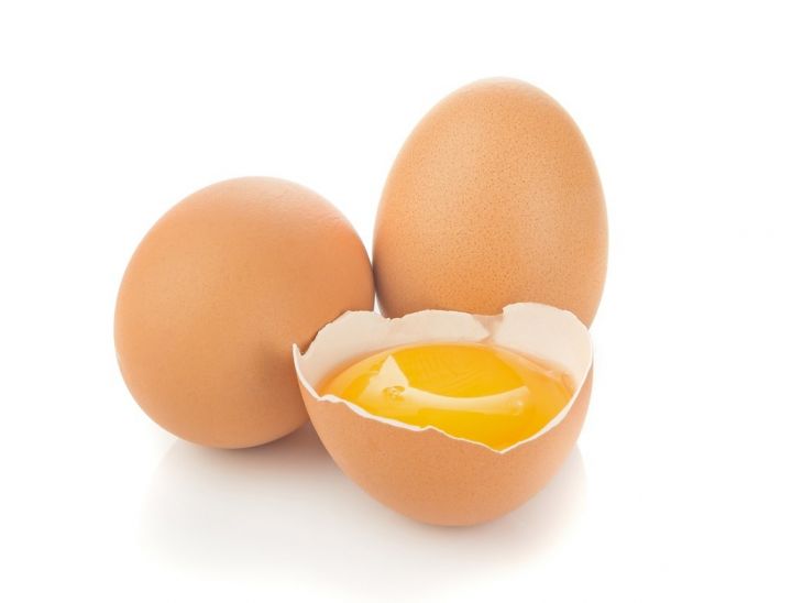 fresh-eggs-and-yolk-PAH7BD2.jpg