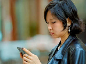 တရုတ်နိုင်ငံမှာ download ဆွဲသူ အများဆုံးဖြစ်နေတဲ့ ”သေပြီလား” Application