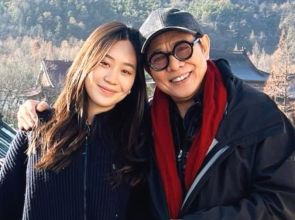 အငယ်ဆုံးသမီးဖြစ်သူ စိတ်ကျရောဂါခံစားရတဲ့အချိန်က အပြစ်မကင်းသလိုခံစားခဲ့ရတယ်ဆိုတဲ့ မင်းသားကြီး ဂျက်လီ