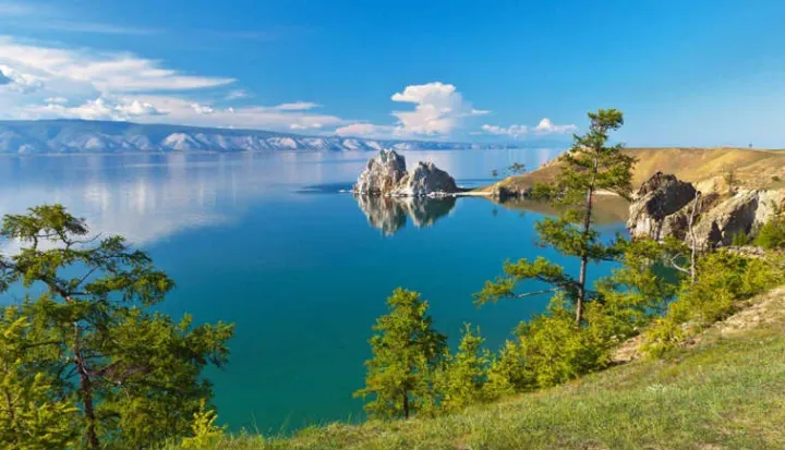 lake.webp