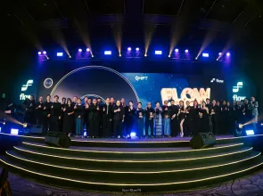 ဂီတကြယ်ပွင့်များ စုံညီစွာတက်ရောက်ခဲ့တဲ့ Flow Gala ပွဲကြီးရဲ့ အမှတ်တရပုံရိပ်များ 