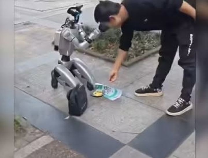 robot.jpg