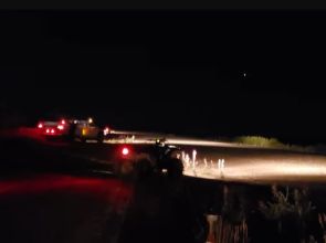 မှောင်နေချိန်မှာ ဆေးအဖွဲ့ ရဟတ်ယာဉ်ဆင်းသက်နိုင်ဖို့ ကားမီးတွေ ထိုးပြီး လမ်းပြခဲ့တဲ့ ရွာငယ်လေး